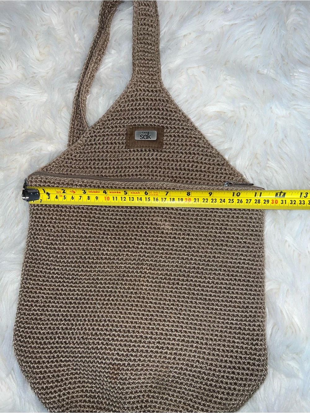 The Sak Handcrafted Crochet Shoulder Bag Taupe Knit Hobo Purse Zip Closure Boho - Picture 10 of 12
